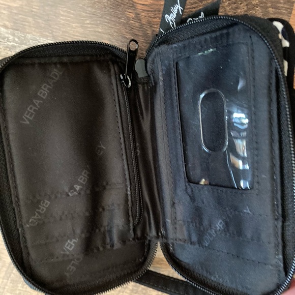 Vera Bradley wristlet - Picture 4 of 6